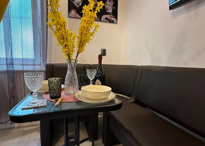 Apartman The Fame - Modern In Location & Parking Craiova